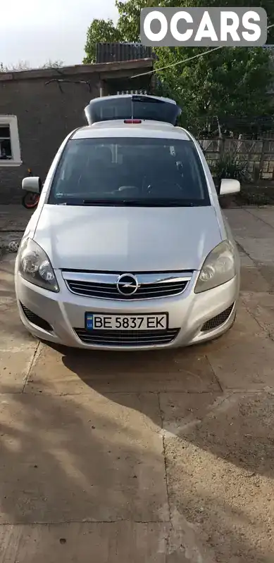 Мінівен Opel Zafira 2010 1.7 л. Ручна / Механіка обл. Миколаївська, Снігурівка - Фото 1/21