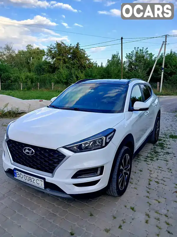 KMHJ381ABKU888182 Hyundai Tucson 2018 Внедорожник / Кроссовер 2 л. Фото 2