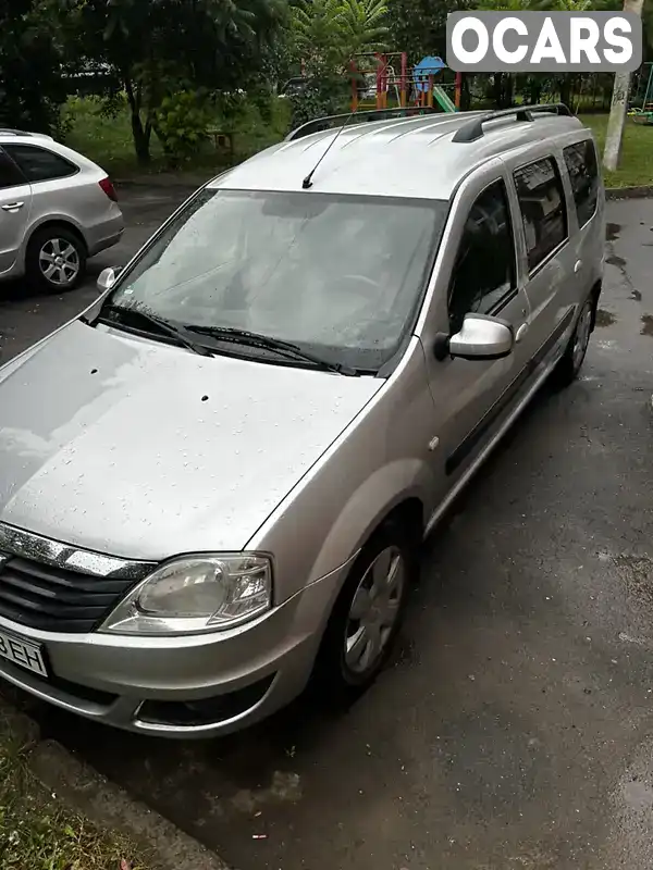 Седан Dacia Logan 2010 1.6 л. Ручна / Механіка обл. Тернопільська, Теребовля - Фото 1/13