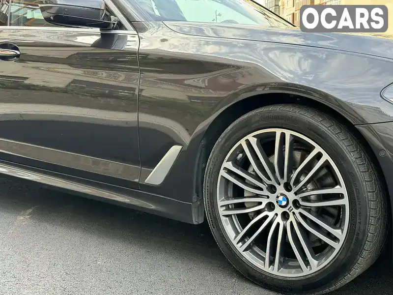 WBAJA7C5XJWA71951 BMW 5 Series 2018 Седан 2 л. Фото 4