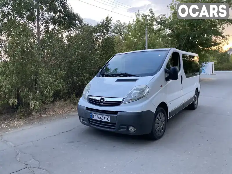 Мінівен Opel Vivaro 2007 2 л. Ручна / Механіка обл. Херсонська, Херсон - Фото 1/11