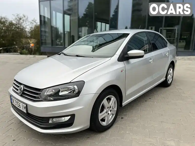 Седан Volkswagen Polo 2017 1.4 л. Ручна / Механіка обл. Рівненська, Рівне - Фото 1/21