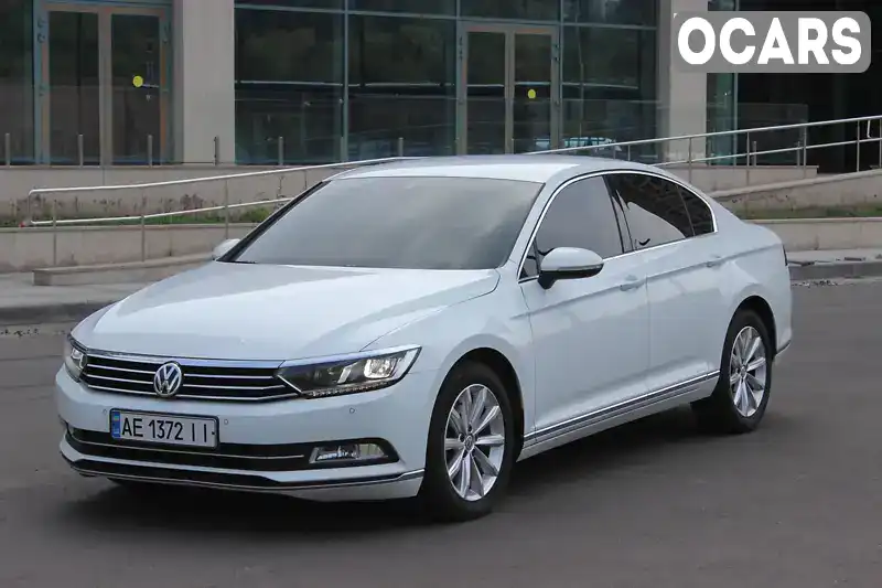 Седан Volkswagen Passat 2018 2 л. Робот обл. Дніпропетровська, Дніпро (Дніпропетровськ) - Фото 1/21