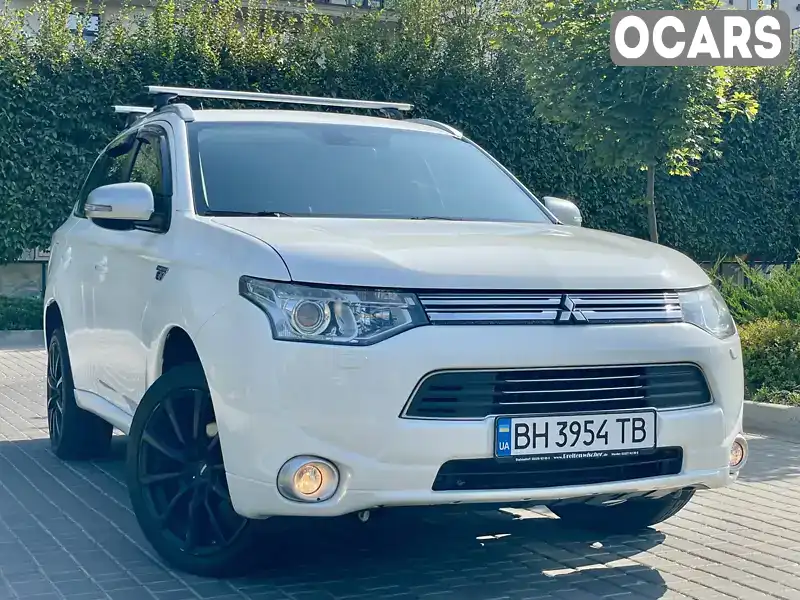 Позашляховик / Кросовер Mitsubishi Outlander 2014 null_content л. Варіатор обл. Одеська, Одеса - Фото 1/21