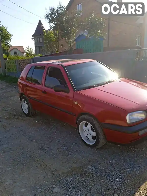 Хетчбек Volkswagen Golf 1992 1.78 л. Ручна / Механіка обл. Чернівецька, Чернівці - Фото 1/10