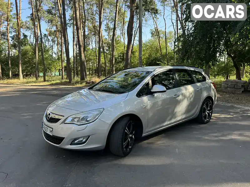 Универсал Opel Astra 2011 1.7 л. Ручная / Механика обл. Черкасская, Черкассы - Фото 1/21