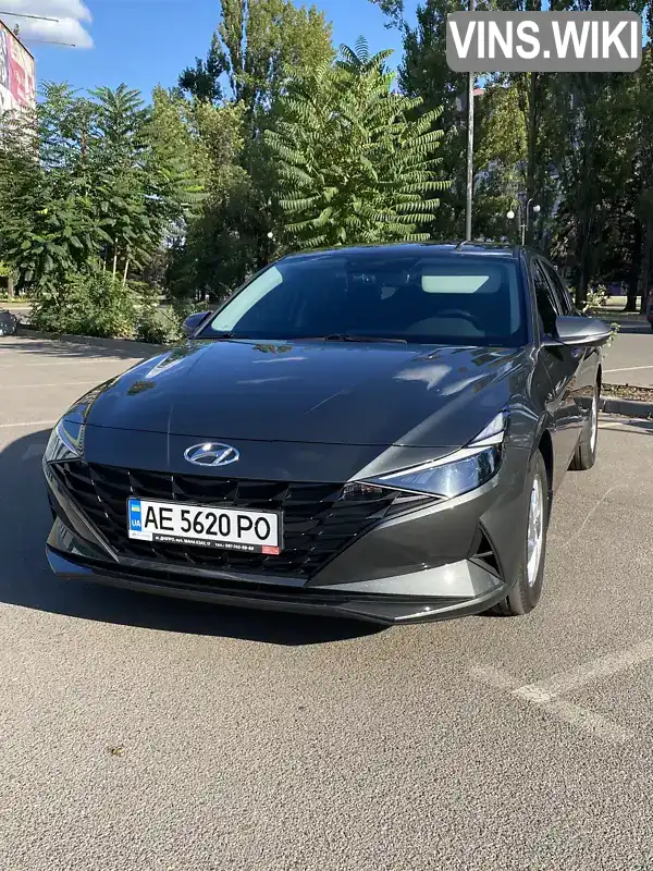 Седан Hyundai Elantra 2021 2 л. Автомат обл. Дніпропетровська, Дніпро (Дніпропетровськ) - Фото 1/18