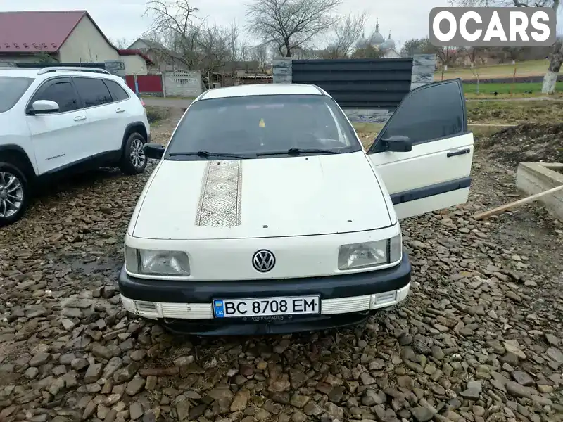 Седан Volkswagen Passat 1988 1.78 л. Ручна / Механіка обл. Львівська, Мостиська - Фото 1/10