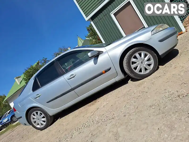 Ліфтбек Renault Laguna 2001 1.6 л. Ручна / Механіка обл. Чернівецька, Чернівці - Фото 1/21