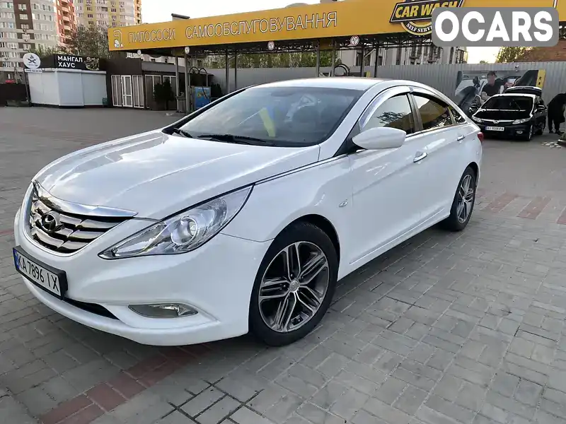 Седан Hyundai Sonata 2010 2 л. Автомат обл. Київська, Бровари - Фото 1/14