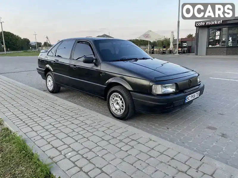 Седан Volkswagen Passat 1991 1.8 л. Ручна / Механіка обл. Львівська, Радехів - Фото 1/17