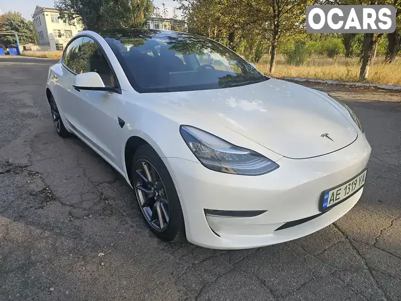 Седан Tesla Model 3 2022 null_content л. обл. Дніпропетровська, Павлоград - Фото 1/14