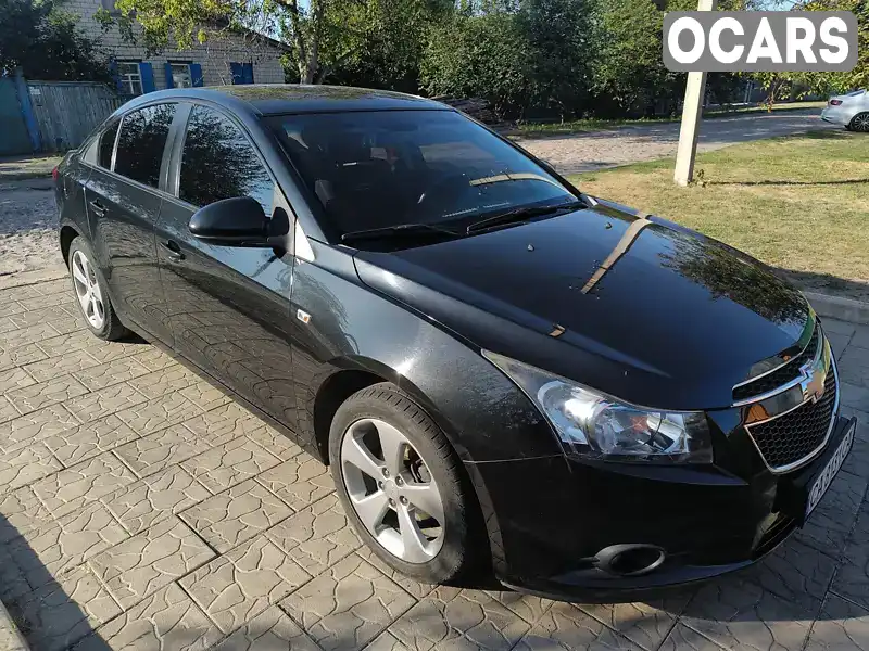 Седан Chevrolet Cruze 2010 1.8 л. Ручна / Механіка обл. Черкаська, Черкаси - Фото 1/21