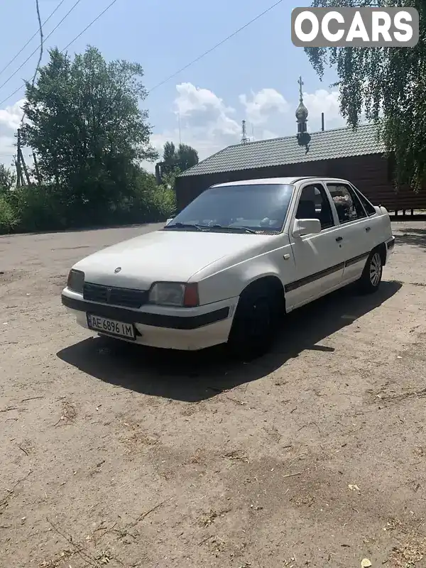 Седан Daewoo models.racer 1994 1.5 л. Ручна / Механіка обл. Дніпропетровська, location.city.pereshchepyne - Фото 1/9