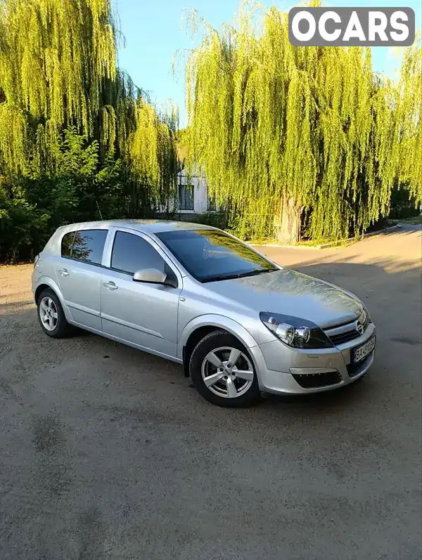 Хэтчбек Opel Astra 2004 1.4 л. Ручная / Механика обл. Кировоградская, Благовещенское (Ульяновка) - Фото 1/16