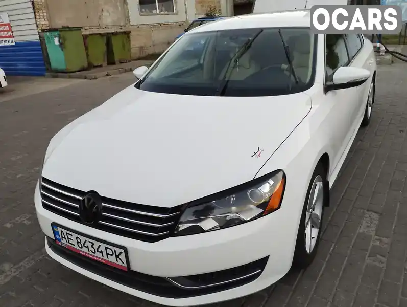 Седан Volkswagen Passat 2012 2.48 л. Автомат обл. Днепропетровская, Новомосковск - Фото 1/9