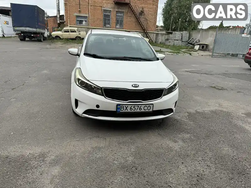 Седан Kia Forte 2016 2 л. Автомат обл. Хмельницька, Хмельницький - Фото 1/10