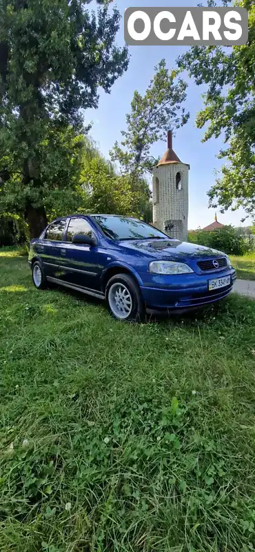 Седан Opel Astra 2008 1.36 л. Ручна / Механіка обл. Рівненська, Рівне - Фото 1/21