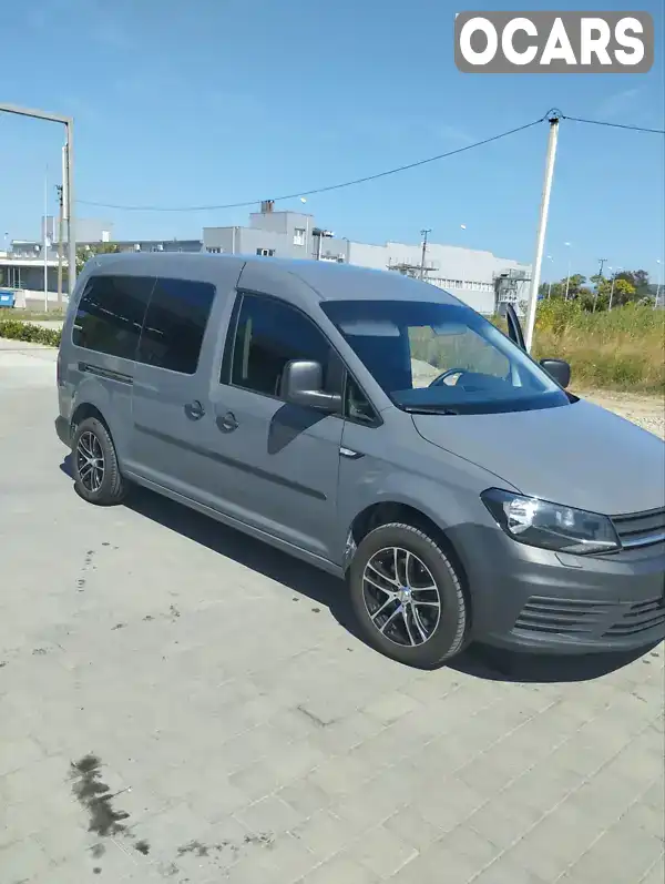 Минивэн Volkswagen Caddy 2017 2 л. Ручная / Механика обл. Закарпатская, Виноградов - Фото 1/21