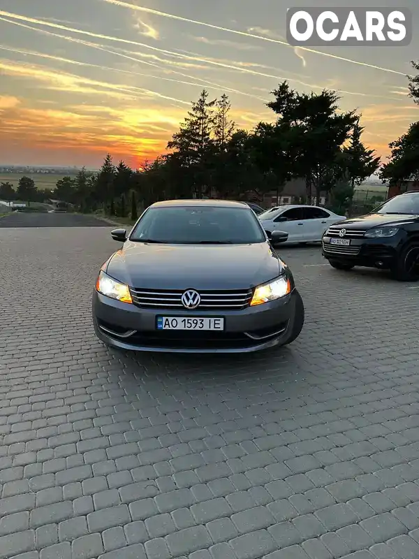 Седан Volkswagen Passat 2014 1.8 л. Ручна / Механіка обл. Закарпатська, Мукачево - Фото 1/19