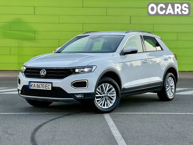 Позашляховик / Кросовер Volkswagen T-Roc 2021 1.5 л. Автомат обл. Київська, Київ - Фото 1/21