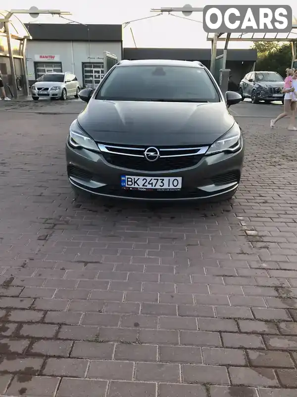 Універсал Opel Astra 2018 1.6 л. Ручна / Механіка обл. Рівненська, Сарни - Фото 1/21