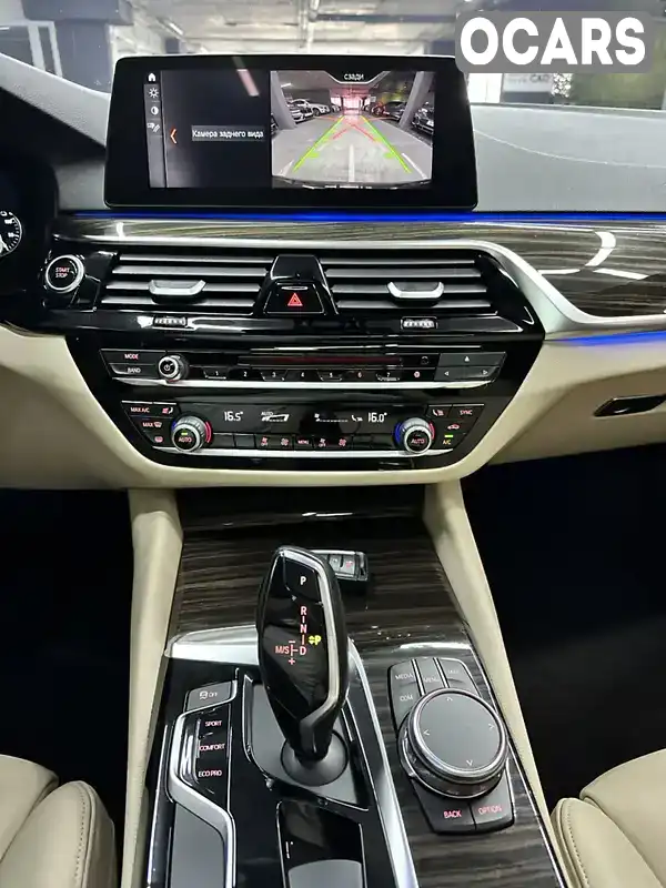 WBAJA9C5XJB251365 BMW 5 Series 2018 Седан 2 л. Фото 3