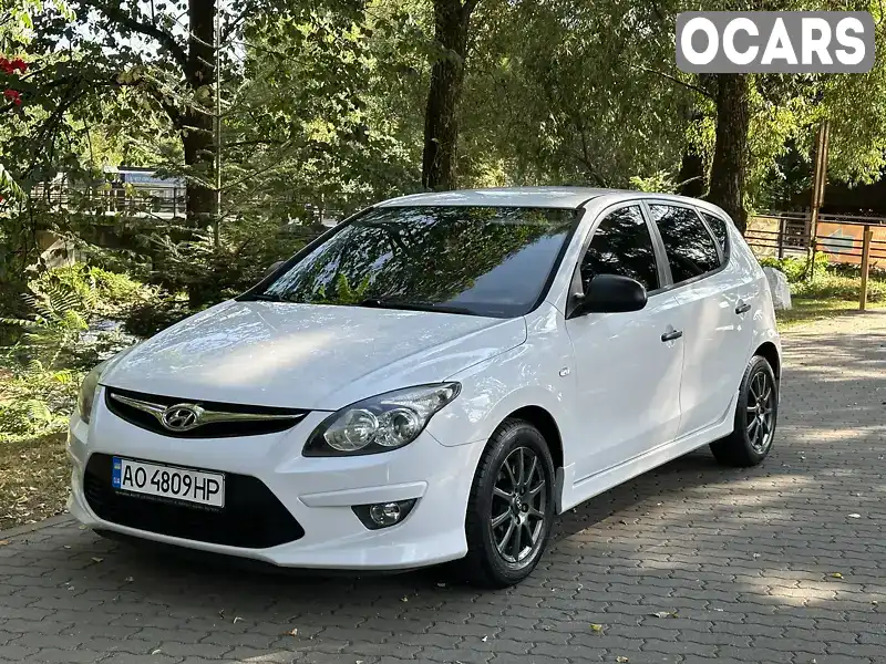 Хетчбек Hyundai i30 2010 1.4 л. Ручна / Механіка обл. Закарпатська, Свалява - Фото 1/21