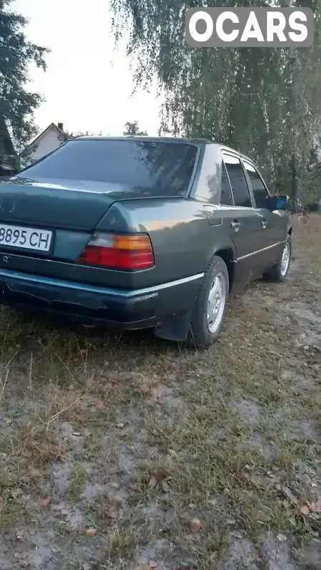 Седан Mercedes-Benz E-Class 1989 2.5 л. Ручна / Механіка обл. Рівненська, Березне - Фото 1/11