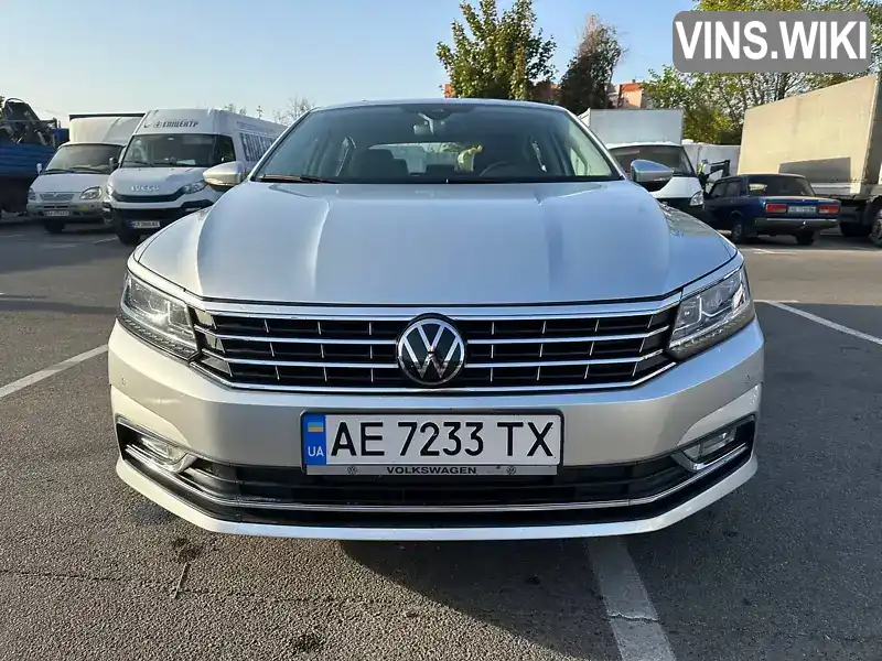 Седан Volkswagen Passat 2018 2 л. Автомат обл. Дніпропетровська, Дніпро (Дніпропетровськ) - Фото 1/16