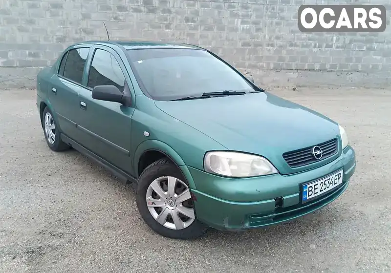 Седан Opel Astra 2006 1.36 л. Ручная / Механика обл. Николаевская, Николаев - Фото 1/20