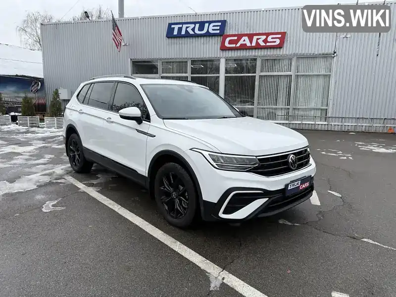 Позашляховик / Кросовер Volkswagen Tiguan 2022 1.98 л. Автомат обл. Київська, Київ - Фото 1/21