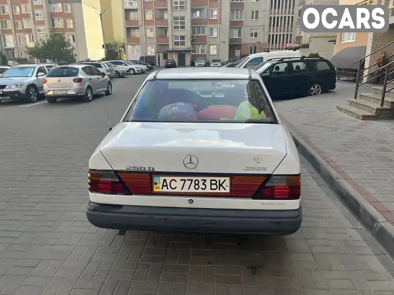 Седан Mercedes-Benz E-Class 1986 2.5 л. Автомат обл. Волинська, Луцьк - Фото 1/9