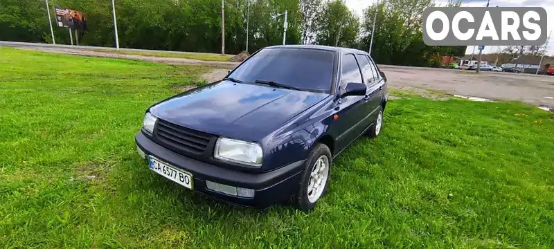 Седан Volkswagen Vento 1996 null_content л. Ручна / Механіка обл. Черкаська, Сміла - Фото 1/18