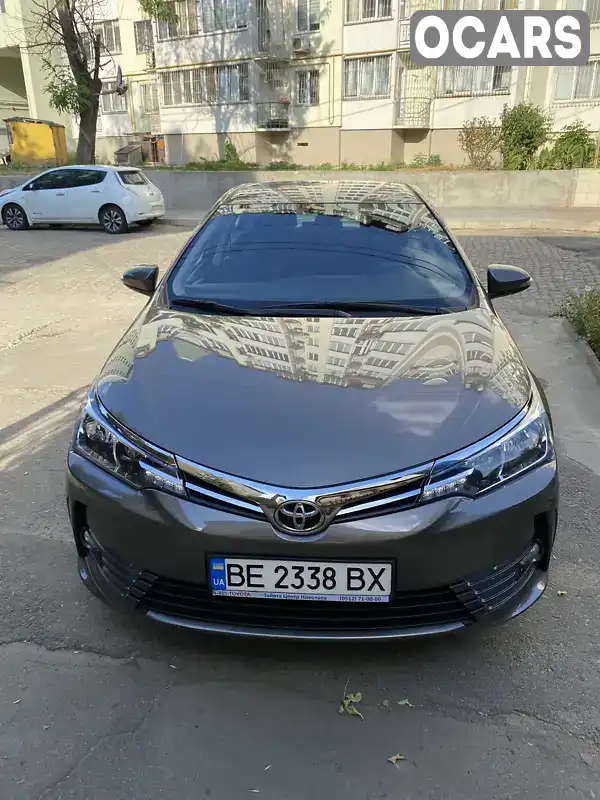 Седан Toyota Corolla 2017 1.6 л. Варіатор обл. Миколаївська, Миколаїв - Фото 1/4