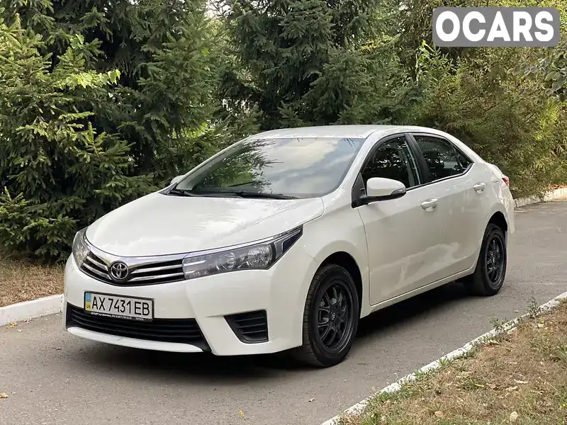 Седан Toyota Corolla 2013 1.3 л. Ручна / Механіка обл. Київська, Біла Церква - Фото 1/21