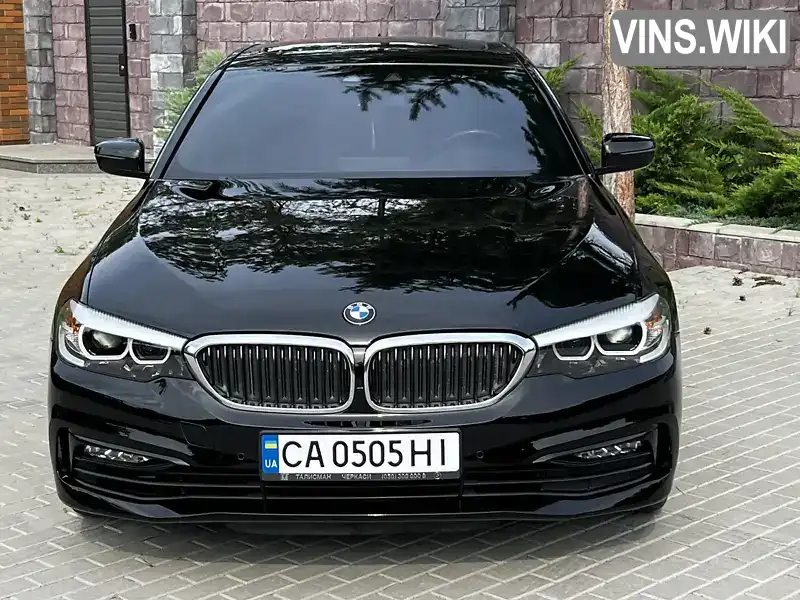 WBAJA9C54JB253290 BMW 5 Series 2018 Седан 2 л. Фото 2