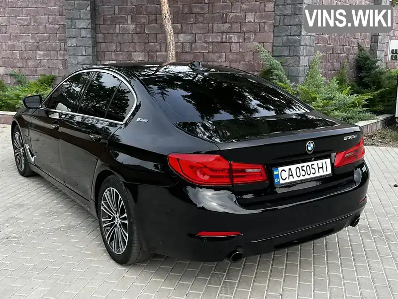 WBAJA9C54JB253290 BMW 5 Series 2018 Седан 2 л. Фото 4