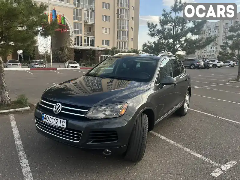 Внедорожник / Кроссовер Volkswagen Touareg 2012 3 л. Автомат обл. Закарпатская, Мукачево - Фото 1/21