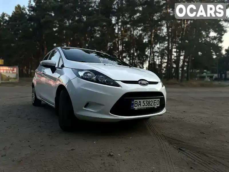 Хэтчбек Ford Fiesta 2011 1.2 л. Ручная / Механика обл. Кировоградская, Кропивницкий (Кировоград) - Фото 1/15