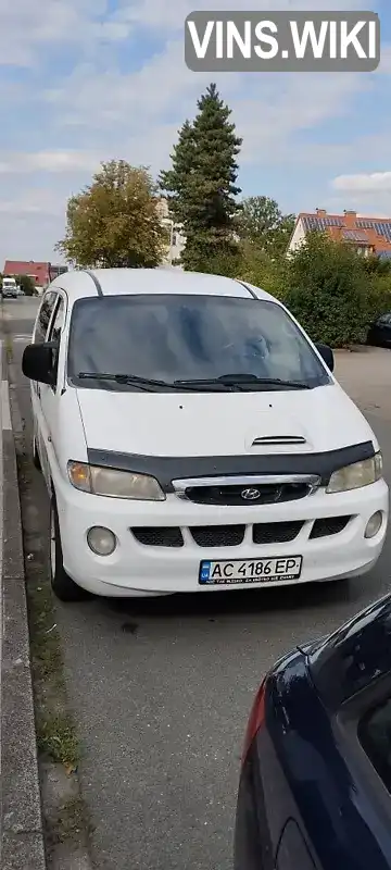 Мінівен Hyundai H-1 2006 2.5 л. Ручна / Механіка обл. Закарпатська, Ужгород - Фото 1/14