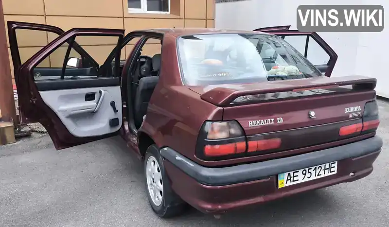 Седан Renault 19 1996 1.6 л. Ручна / Механіка обл. Запорізька, Запоріжжя - Фото 1/19