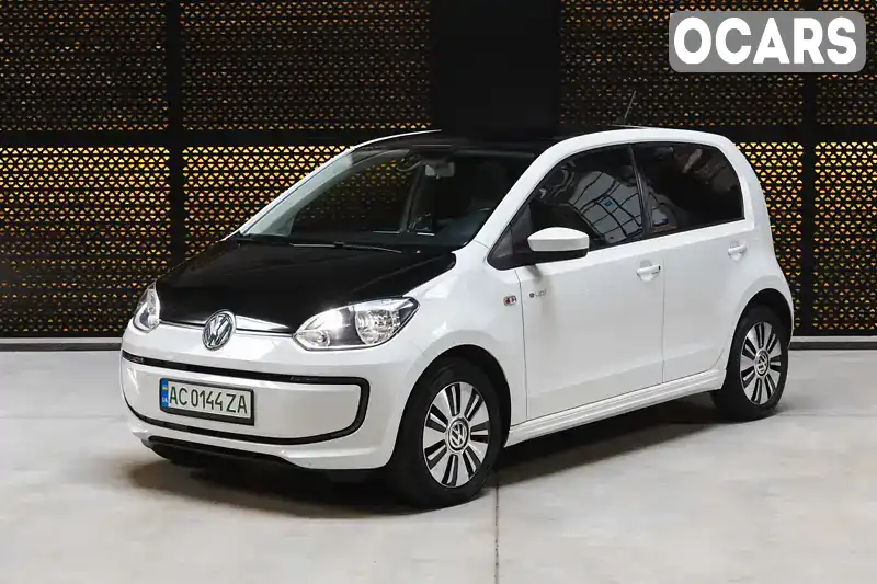 Хэтчбек Volkswagen Up 2013 null_content л. Автомат обл. Волынская, Луцк - Фото 1/21