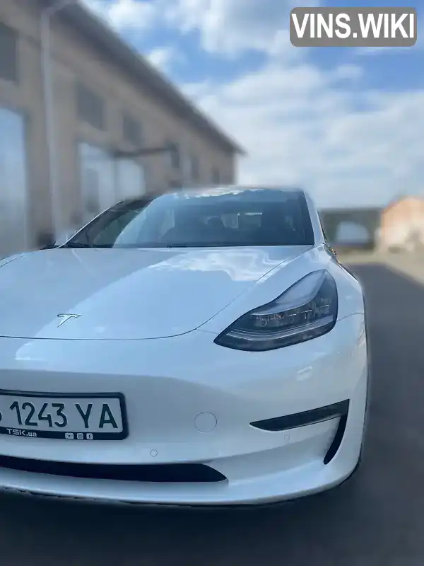 Седан Tesla Model 3 2018 null_content л. Автомат обл. Вінницька, Вінниця - Фото 1/21