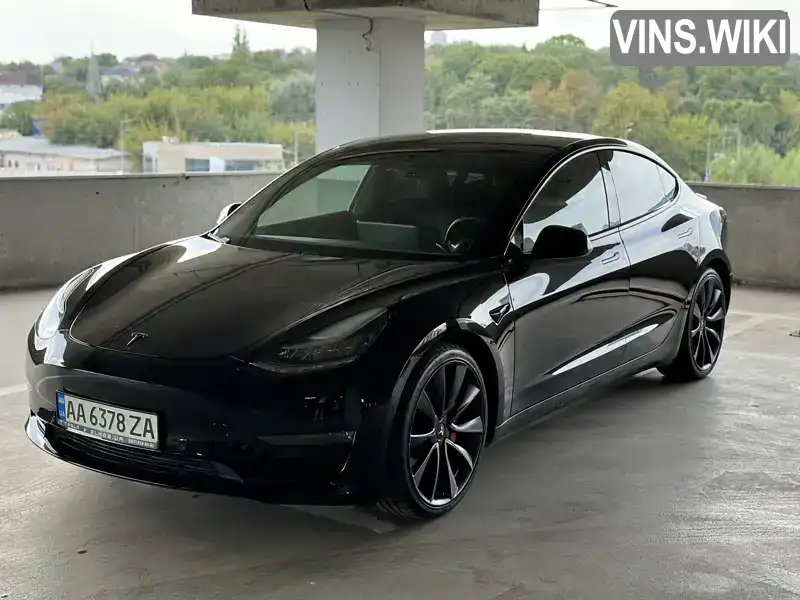 Седан Tesla Model 3 2020 null_content л. Автомат обл. Киевская, Киев - Фото 1/21