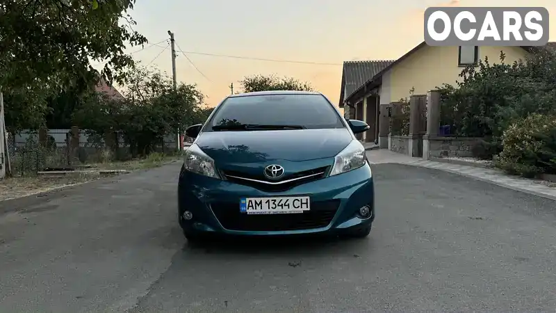 Хетчбек Toyota Yaris 2012 1.33 л. Варіатор обл. Одеська, Одеса - Фото 1/14