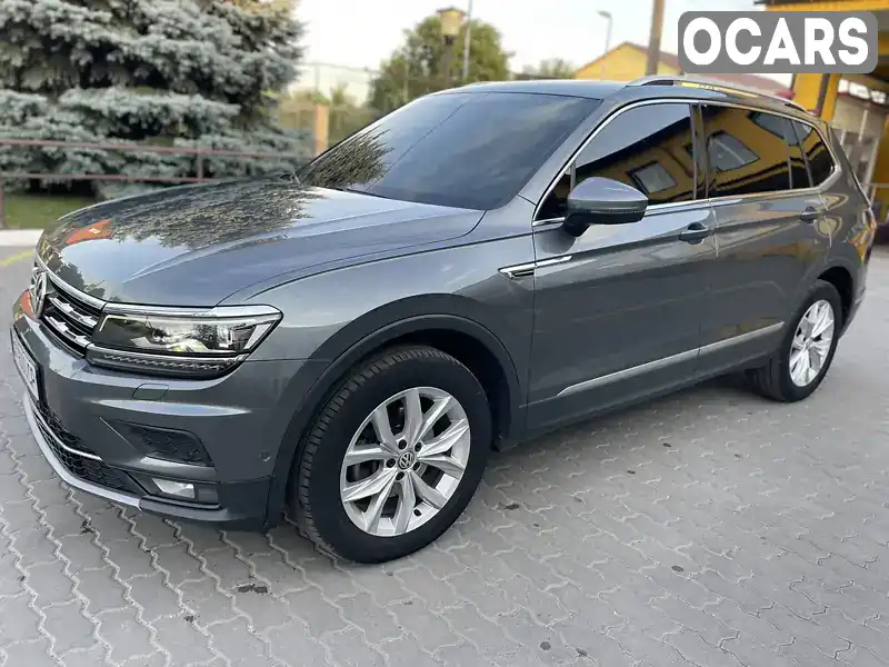 Внедорожник / Кроссовер Volkswagen Tiguan 2019 1.98 л. Автомат обл. Хмельницкая, Хмельницкий - Фото 1/15