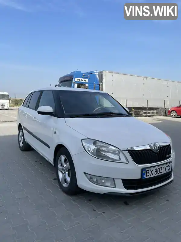 TMBJK65JXC3031424 Skoda Fabia 2011 Универсал 1.2 л. Фото 1