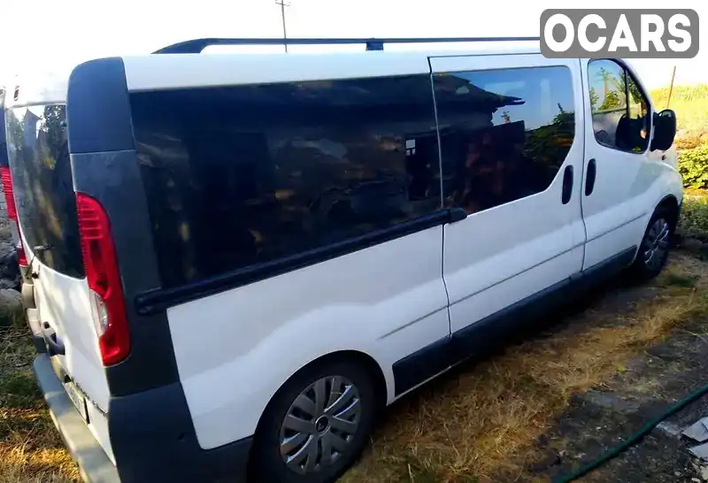 Минивэн Opel Vivaro 2009 2 л. Ручная / Механика обл. Кировоградская, Александрия - Фото 1/10