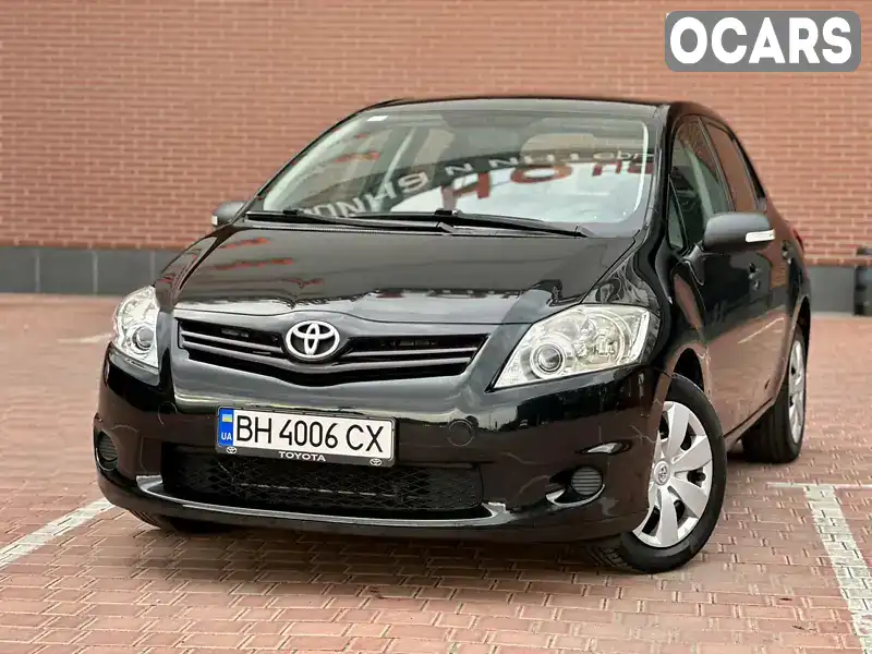 Хетчбек Toyota Auris 2010 1.6 л. Автомат обл. Одеська, Одеса - Фото 1/21